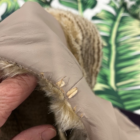 Hand Made Reversible Faux Fur Vest - Size XL with Flaws - Picture 10 of 10